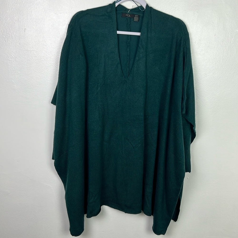 RDI New Women’s‎ S Deep Spruce Green V-Neck Long Sleeve
Poncho